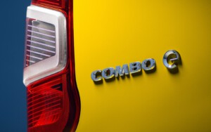 Opel Combo e achterkant
